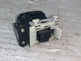 кнопка стеклоподъемника двери, ориг. номер A2038200210, Mercedes-Benz C W203 2000-2004