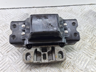 подушка крепления двигателя, ориг. номер 3C0199555, Volkswagen Passat B6 2005-2010