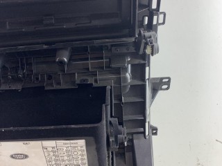 бардачок, Land Rover Discovery 3 поколение 2004-2009