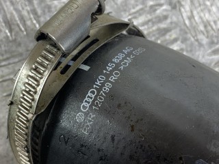 патрубок интеркулера, ориг. номер 1K0145838AG, Volkswagen Tiguan 1 поколение 2006-2011