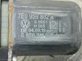 0130822452, 7E0959802R, S850311225 моторчик стеклоподъемника передний правый Volkswagen Caravelle T6 2019г. - фото №7