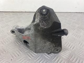 кронштейн коробки (балка кпп) Opel Vectra C 2002-2005, 9191126