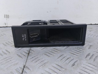 разъем AUX / USB Volkswagen Golf Plus 1 поколение [рестайлинг] 2009-2014, 5N0035342E