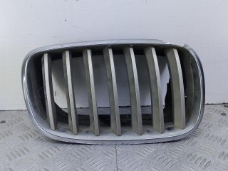 решетка радиатора правая BMW X5 E70 2006-2010, 7171396