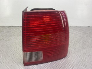 фонарь задний правый Volkswagen Passat B5 1996-2001, 3B5945096F