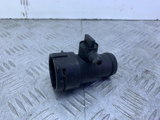 фланец (тройник) системы охлаждения Audi A4 B8, 8K0122293F