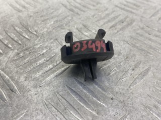 кронштейн крыла передний правый, ориг. номер 09116139, Opel Corsa C 2000-2003