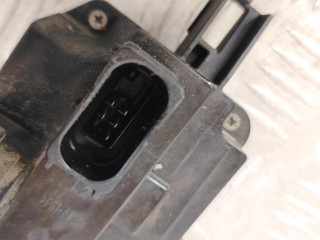 замок двери передней левой, ориг. номер 13201311, Opel Vectra C 2002-2005