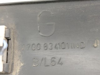 молдинг двери передней левой, ориг. номер 7700834101, Renault Megane 1 поколение 1995-1999
