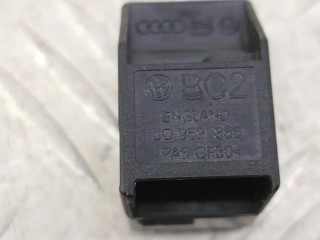 кнопка стеклоподъемника двери передней правой, ориг. номер 1J0959855, Volkswagen Passat B5 1996-2001