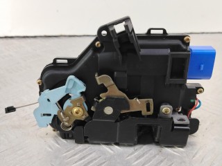 замок двери передней левой, ориг. номер 3D1837015, Volkswagen Golf 5 поколение 2003-2009
