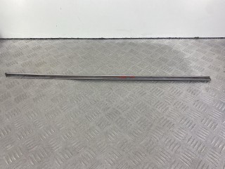Молдинг двери задней правой Volkswagen Passat B6 2005-2010