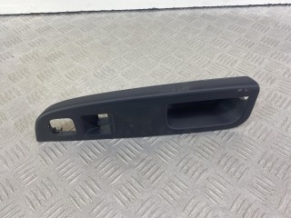 Накладка двери внутренняя передняя левая Volkswagen Golf 5 поколение 2003-2009