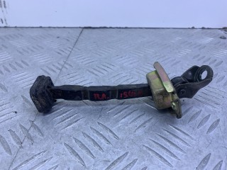 Ограничитель открывания двери передней левой Honda Jazz 1 поколение 2001-2005