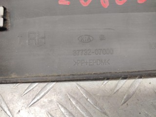 молдинг двери задней правой, ориг. номер 8773207000, Kia Picanto 1 поколение 2004-2007