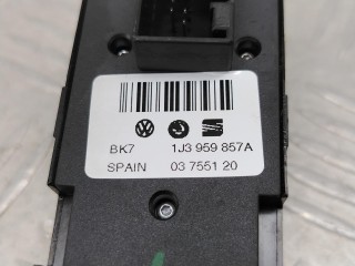 блок управления стеклоподъемниками передней левой, ориг. номер 1J3959857A, Skoda Fabia 1 поколение [рестайлинг]