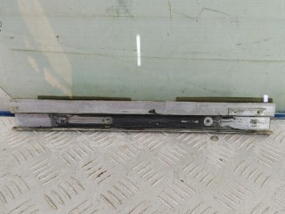 форточка двери задней левой, Volkswagen Golf 3 поколение 1991-2000