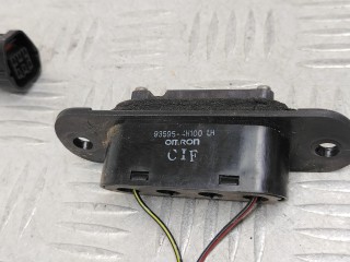 концевик дверной, ориг. номер 935954H100, Hyundai H1 Grand Starex 2007-2015