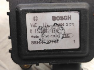 моторчик заслонки печки, ориг. номер 0132801134, Opel Astra G 1998-2009