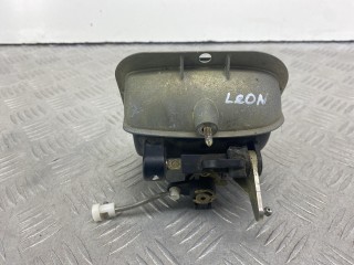ручка открывания багажника, ориг. номер 1M6827565D, SEAT Leon 1 поколение 1999-2005