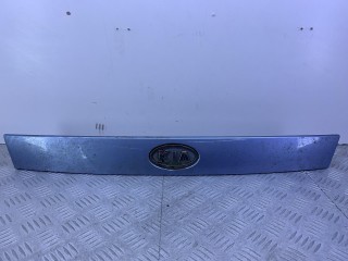 накладка подсветки номера, ориг. номер 8731107110, Kia Picanto 1 поколение 2004-2007