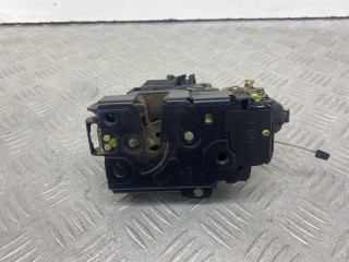 замок двери передней правой, Volkswagen Passat B5 1996-2001