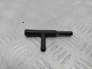 фланец (тройник) системы охлаждения, ориг. номер 074121438C, Volkswagen Transporter T4 1990-2003