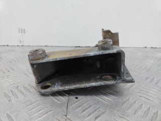 кронштейн коробки (балка кпп), Volkswagen Transporter T4 1990-2003