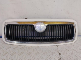 решетка радиатора, ориг. номер 6Y0853668, Skoda Fabia 1 поколение 1999-2004