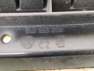 решетка радиатора, ориг. номер 6Y0853668, Skoda Fabia 1 поколение 1999-2004