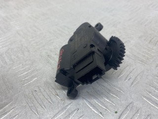 моторчик заслонки печки, ориг. номер V3268003, 3093819, 9025844, Skoda Fabia 2 поколение [рестайлинг] 2010-2014