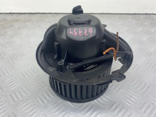 моторчик печки, ориг. номер F995749D, Volkswagen Golf 5 поколение 2003-2009