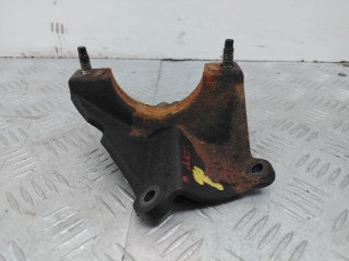 кронштейн полуоси левой, ориг. номер YS4W3K305AD, Ford Focus 1 поколение 1998-2001