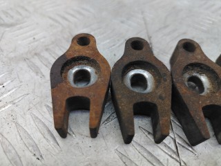 держатель (крепление) форсунки, Ford Focus 1 поколение 1998-2001