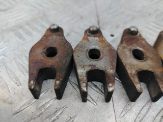 держатель (крепление) форсунки, Ford Focus 1 поколение 1998-2001