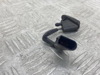 форсунка омывателя, ориг. номер XS4117666A, Ford Focus 1 поколение 1998-2001