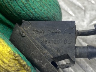 форсунка омывателя, ориг. номер XS4117666A, Ford Focus 1 поколение 1998-2001