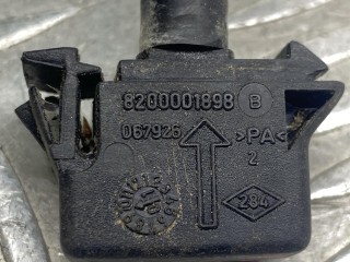 форсунка омывателя, ориг. номер 067926, 8200001898B, Renault Vel Satis 1 поколение 2002-2005