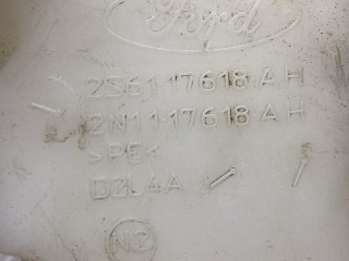 бачок омывателя, ориг. номер 2S6117618AH, 2N1117618AH, Ford Fiesta 5 поколение 2001-2007