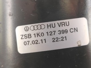 корпус топливного фильтра, ориг. номер 1K0127399CN, 3C0127400D, Skoda Octavia 2 поколение [рестайлинг] 2008-2013