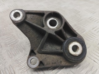 кронштейн коробки (балка кпп), ориг. номер 3M516P093D, Ford Focus 2 поколение 2004-2008