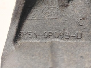 кронштейн коробки (балка кпп), ориг. номер 3M516P093D, Ford Focus 2 поколение 2004-2008