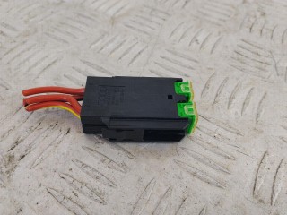 блок предохранителей, ориг. номер 8W0937530, Audi A4 B9 2015-2020