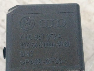 реле (прочие), ориг. номер 4H0951253A, Audi A4 B9 2015-2020