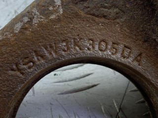 кронштейн полуоси, ориг. номер YS4W3K305DA, Ford Focus 1 поколение 1998-2001