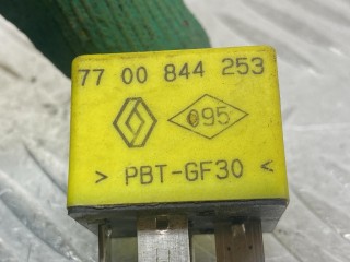 реле электровентилятора, ориг. номер 7700844253, Renault Megane 1 поколение [рестайлинг] 1999-2003