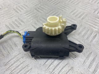 моторчик заслонки печки, ориг. номер 0132801337, 1K0907511D, 98338FE, Skoda Octavia 2 поколение 2004-2009