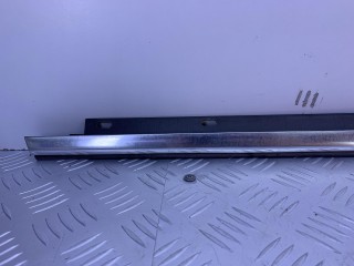 молдинг стекла двери задней левой, ориг. номер 8E0853763G, Audi A4 B7 2004-2009