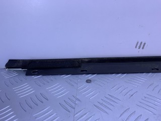 молдинг стекла двери задней левой, ориг. номер 8E0853763G, Audi A4 B7 2004-2009