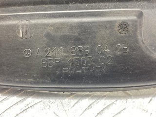пыльник крыла правый передний переднего правого, ориг. номер A2118890425, Mercedes-Benz E W211 [рестайлинг] 2006-2009